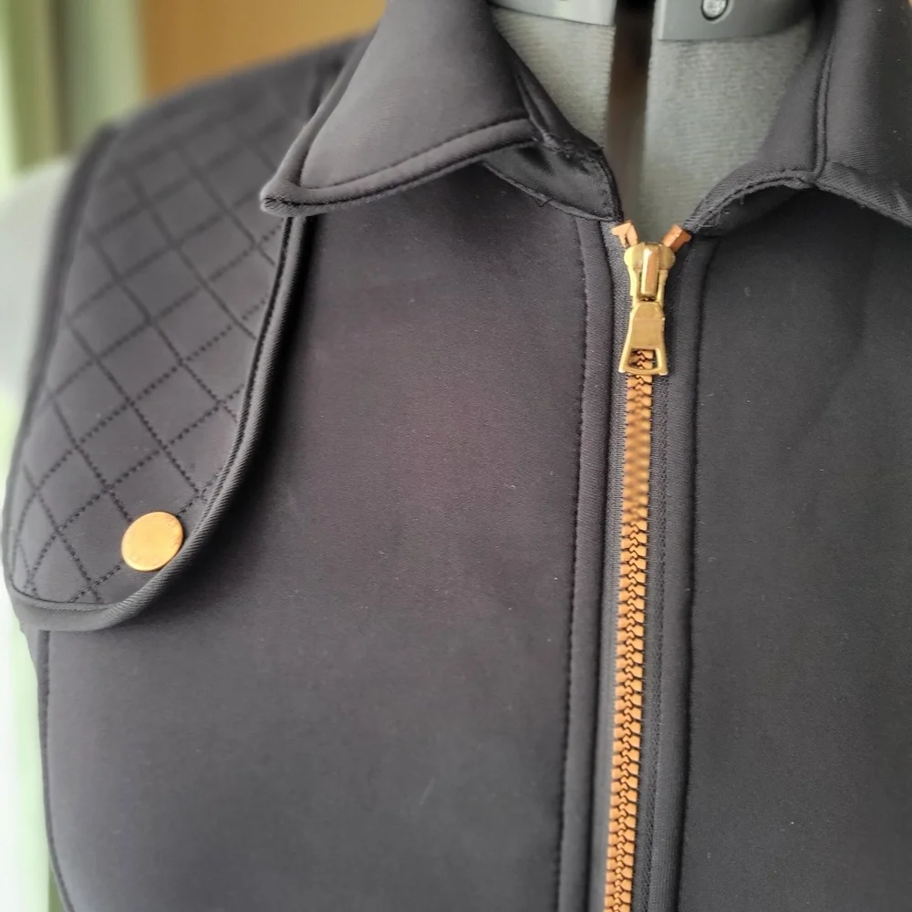 EP Pro Black Quilted Vest with Gold Accents Women's‎ Size Small